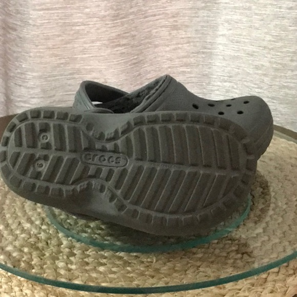 CROCS CLOG LITTLE KIDS AGE 5 SIZE C9 DUAL COMFORT  CLASSIC LINED CROCS - Picture 5 of 5